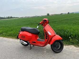 moto neuve: vespa gts 300 hpe