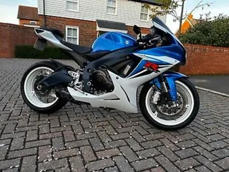 2012-suzuki-gsxr-600-l1