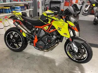 ktm-1290-superduke-r-2016-full-option