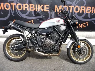 yamaha-xsr-700-x-tribute-akrapovic
