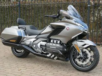 honda-goldwing-1800-bagger