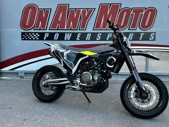 2020-husqvarna-supermoto-701