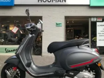 vespa-sprint-125-cc-grigio-travolente-matt-n-210