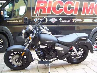 keeway superlight 125 iniezione 2025 nero