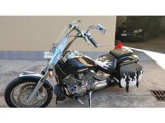 vendo yamaha xvs 1100 drag star a classic (2000 - 06) usata a brittoli (codice 8287118) - moto.it