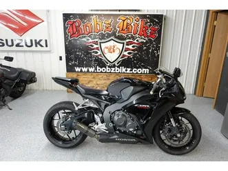 2014-honda-cbr-1000-rr