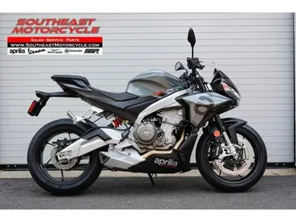 2023-aprilia-tuono-660