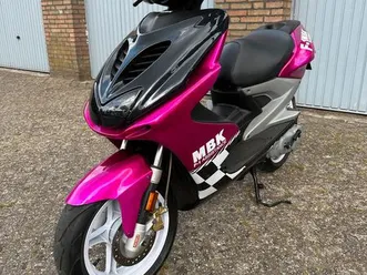 mbk-nitro-f1-assistance-aerox