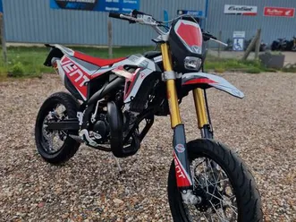 Suzuki Valenti Moto 50cc Da Strada Nuove 50 Motard Usato Moto