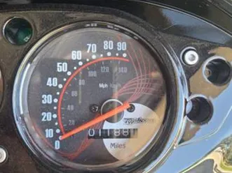 2018-piaggio-125-scooter