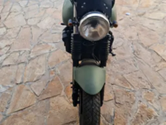 kawasaki-gpx-750-cafe-racer