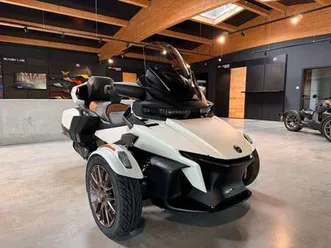 can-am-spyder-rt