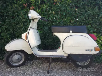 vespa-125-px-arcobaleno-forli-bianco-dolomiti
