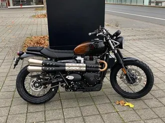 triumph-scrambler-900-stealth-edition-aktion