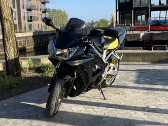 honda cbr 929 rr 2002