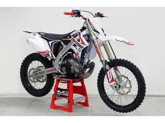 cz-250-mx-skladem-prilba-zdarma