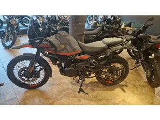 royal-enfield-himalayan-450-slate-himalyan-salt