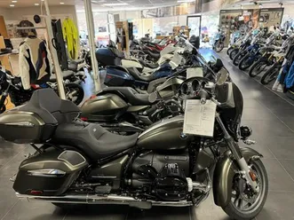 2024-bmw-r-18-transcontinental-manhattan-metallic-matte