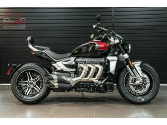 2024-triumph-rocket-3-gt-carnival-red-sapphire-black