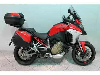 ducati-multistrada-v4-s-travel-radar-1-hand-scheck