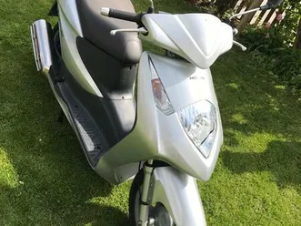 honda-dylan-125-ccm-hu-10-25-saisonstart-osterspecial