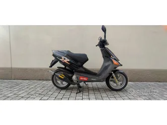 aprilia sr 50 replica