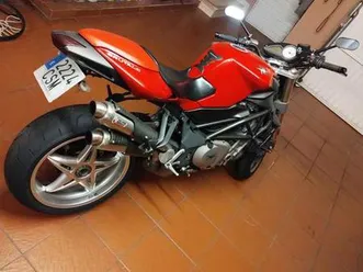 mv-agusta-brutale-750s