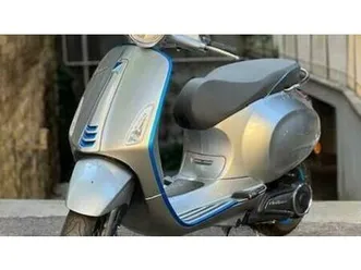 vendo vespa vespa elettrica 70 (2020 - 24) usata a roma (codice 9227313) - moto.it