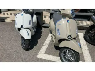 vendo vespa gts 300 super (2023 - 24) nuova a bagnolo mella (codice 9202991) - moto.it