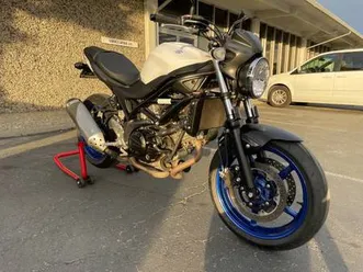 2017-suzuki-sv650-w-ohlins