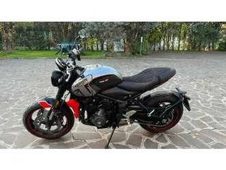 vendo triumph trident 660 (2021 - 24) usata a bologna (codice 9326289) - moto.it