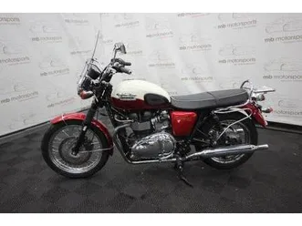 2012-triumph-bonneville