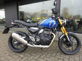 triumph speed 400 en met 350,- gratis accessoires! blauw