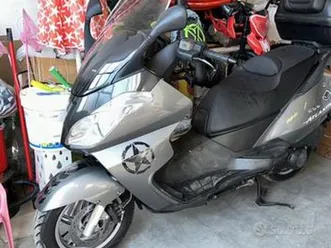 aprilia-atlantic-250-cc-perfetto-28-000-km