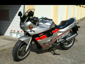 suzuki gsx 750 f