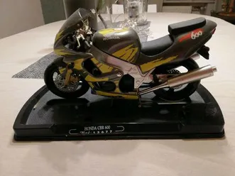 model motorrad honda cbr600