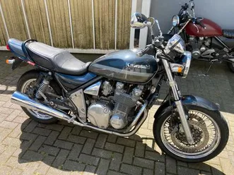 kawasaki-zephyr-1100-aus-11-1997-speichenradmodell-lauft-fahrt