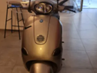 vespa paggio et4 150