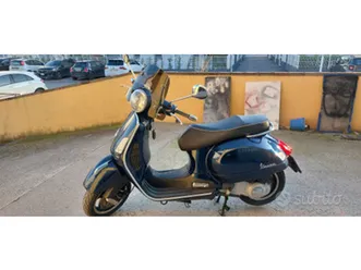 vespa gts 250
