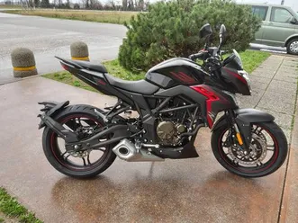 vendo-voge-brivido-300r-2021-24-nuova-a-pradamano-codice-9386672-moto-it