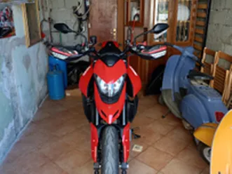 hypermotard 950