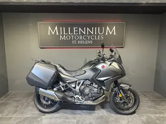 honda nt1100 2023 honda with luggage and only 761 miles. 1100 cc