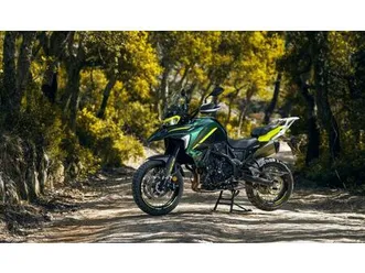 benelli-trk-702-x-2024-700-cm3-moto-trail-4-000-km-vert-63170-aubiere
