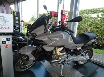 moto-guzzi-v100-aviazone-navale