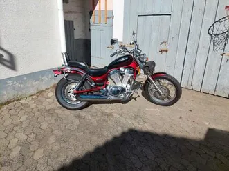 suzuki 1400 vs inrtuder