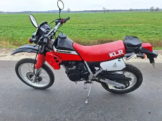 kawasaki-klr250