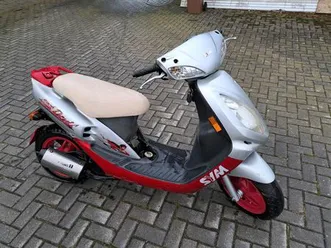sym-red-devil-roller-scooter-motorroller