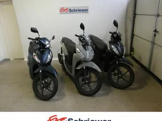 honda vision 110 nur in schwarz/grau verfügbar