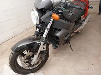 honda x11 del 2002 con 62.000km