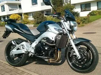 suzuki gsr600